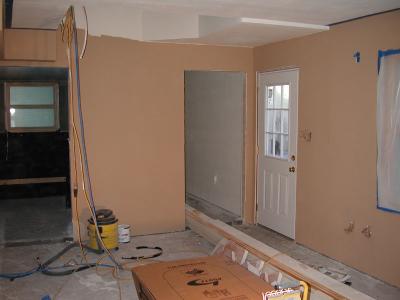 butte rock family room with door